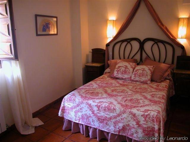 Hotel Restaurante Dona Anita Requena Phòng bức ảnh