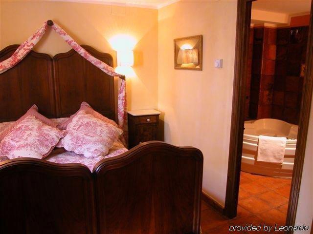 Hotel Restaurante Dona Anita Requena Phòng bức ảnh